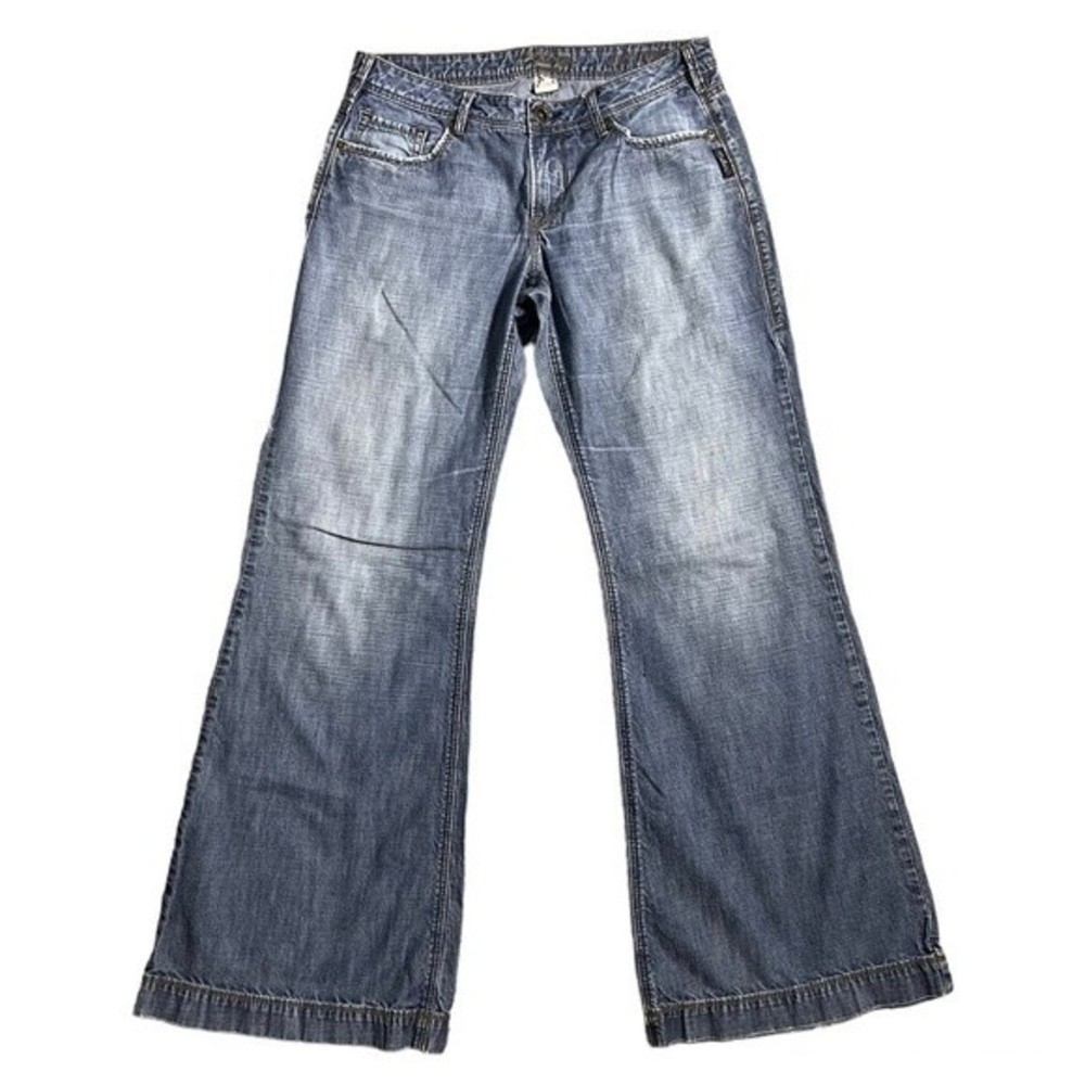 Silver Jeans Flare Leg Jeans - Size 27